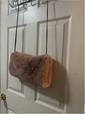 Women's Unbranded Faux Fur hand warmer One Size Pink
